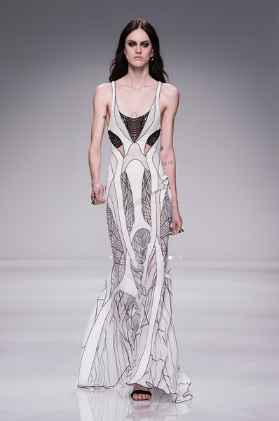 Atelier Versace Spring Summer 2016 Collection at PFW